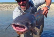  Foto de Pesca con Mosca de Catfish por Bryan Pitre – Fly dreamers 