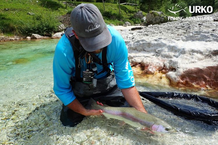 #keepemwet #flydreamerscap
Will from Precision Fly and Urko Fishing Adventures Team at the upper Soča River