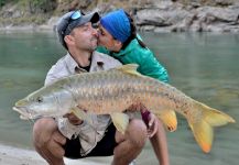  Situación de Pesca con Mosca de Mahseer – Imagen por Rafal Slowikowski en Fly dreamers