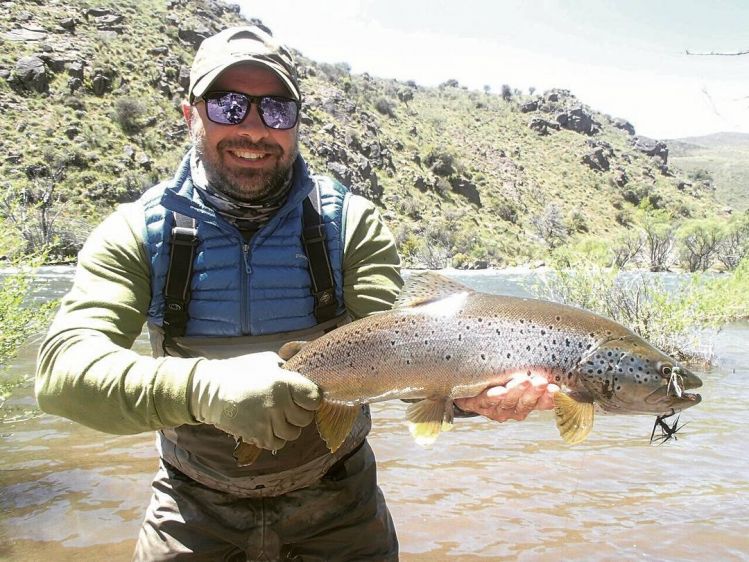 Rio Alumine, Aluminé, Neuquen, Argentina