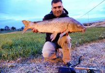 Daniel Ferreyra 's Fly-fishing Image of a Hypophthalmichthys molitrix | Fly dreamers 