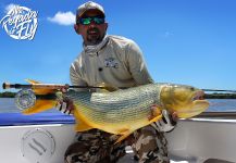 Kid Ocelos 's Fly-fishing Image of a Dorados | Fly dreamers 
