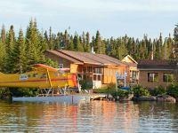 Beaver floatplane at Igloo Lake lodge