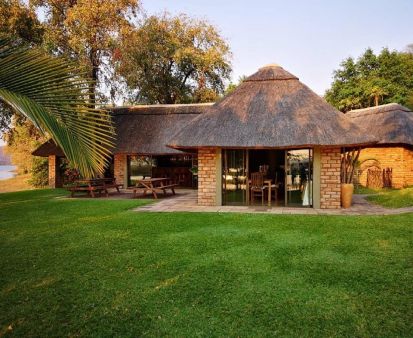 Zambezi Island Lodge