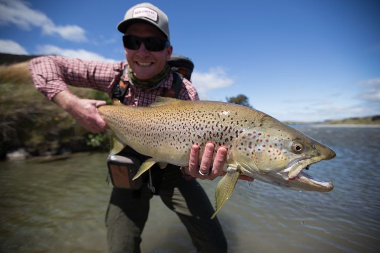 Client Tim (WA OZ) 
Fiordland Trophy Brown Trout bottomed the 14lb scales. The biggest wild fish caught to date by my client
South Island 
New Zealand
Guide: Chris Reygaert